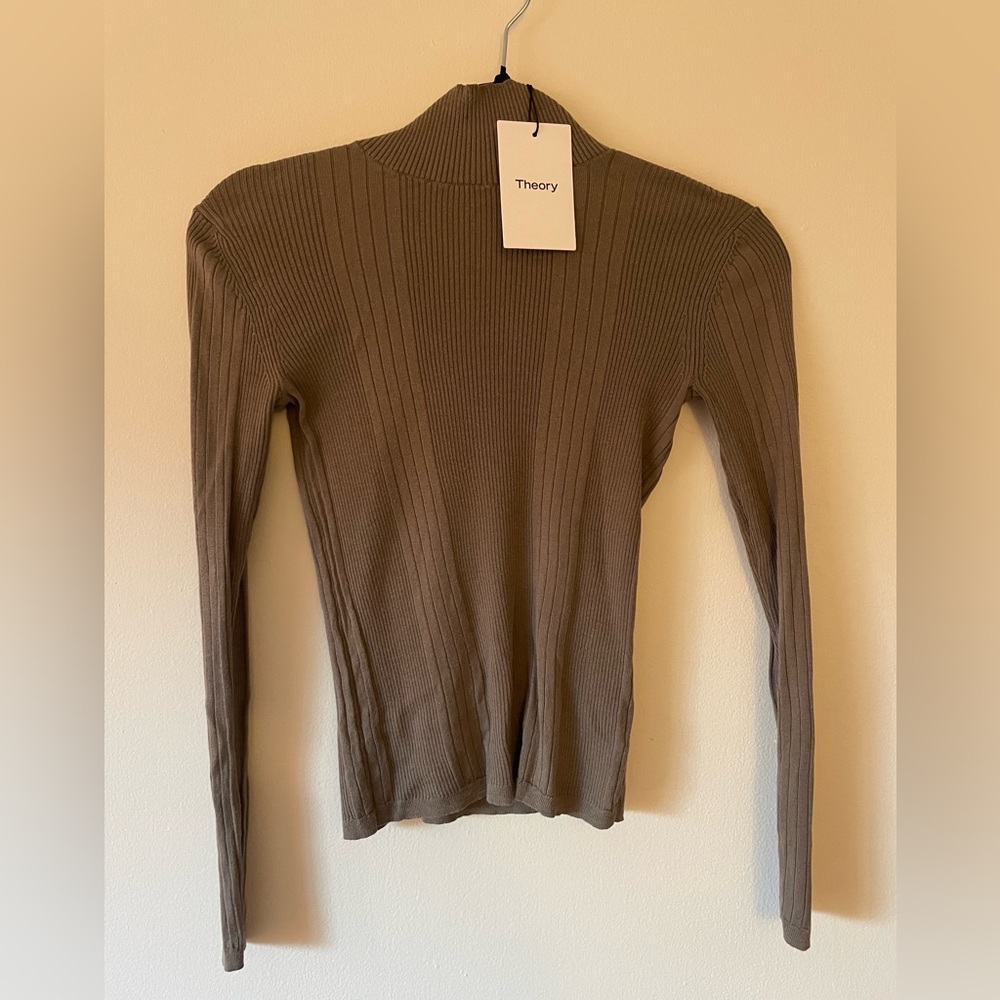 Theory variegated rib t in silver grey